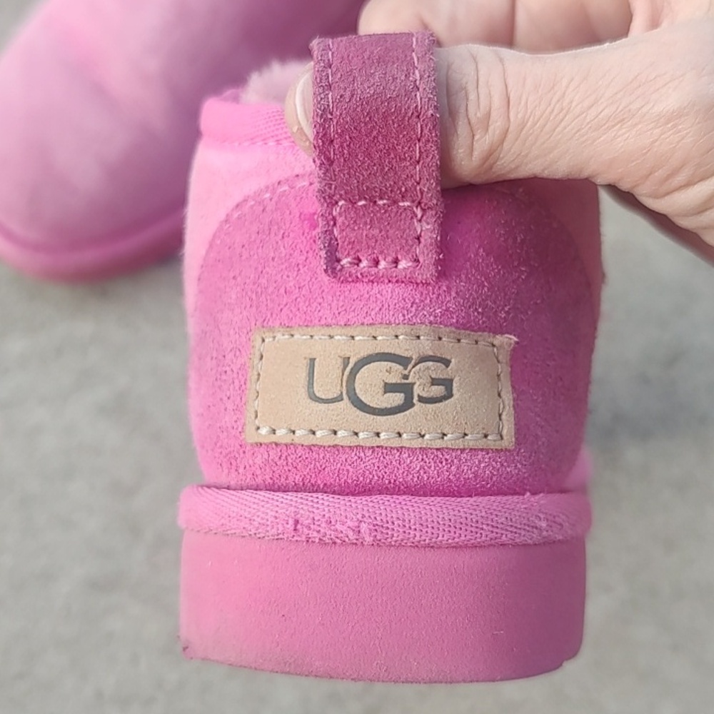 Women's Genuine Shearling Ugg Booties - Picture 10 of 11